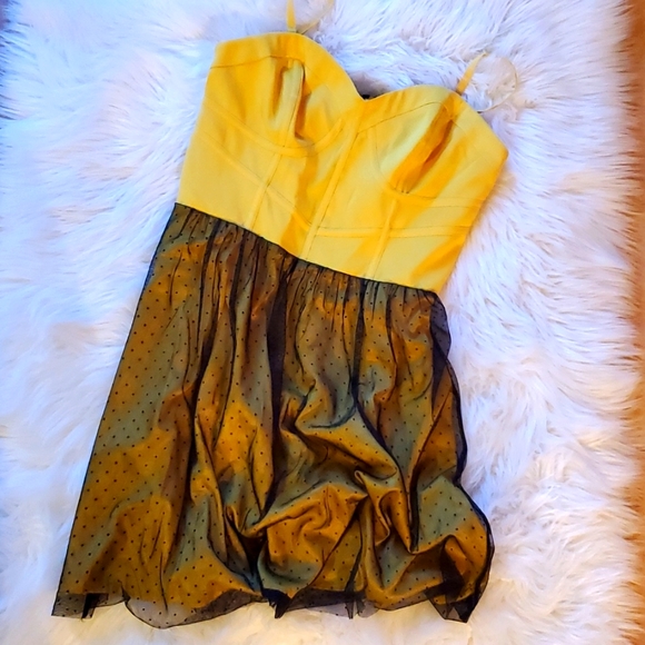 Kenzie dress - Picture 1 of 3